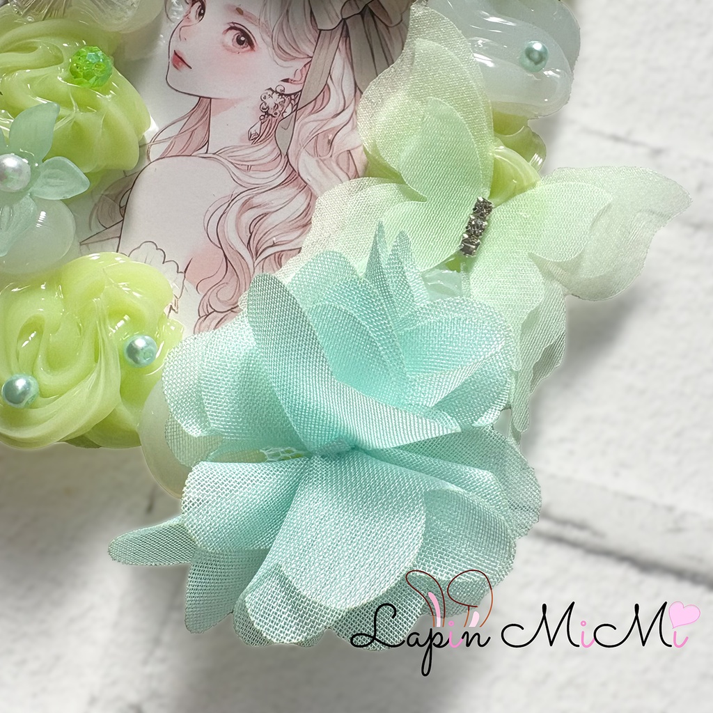 クリア × グリーン ホイップデコ 硬質トレカケース B8 シフォン 蝶 花 パステル きれいな カード ケース