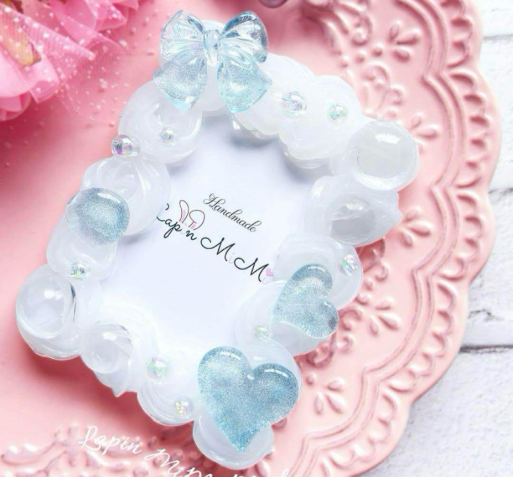 【受注製作】シルバー ラメ クリア ホイップデコ 硬質トレカケース B8 チェキ マグネット リボン ハート 上品 カード ケース