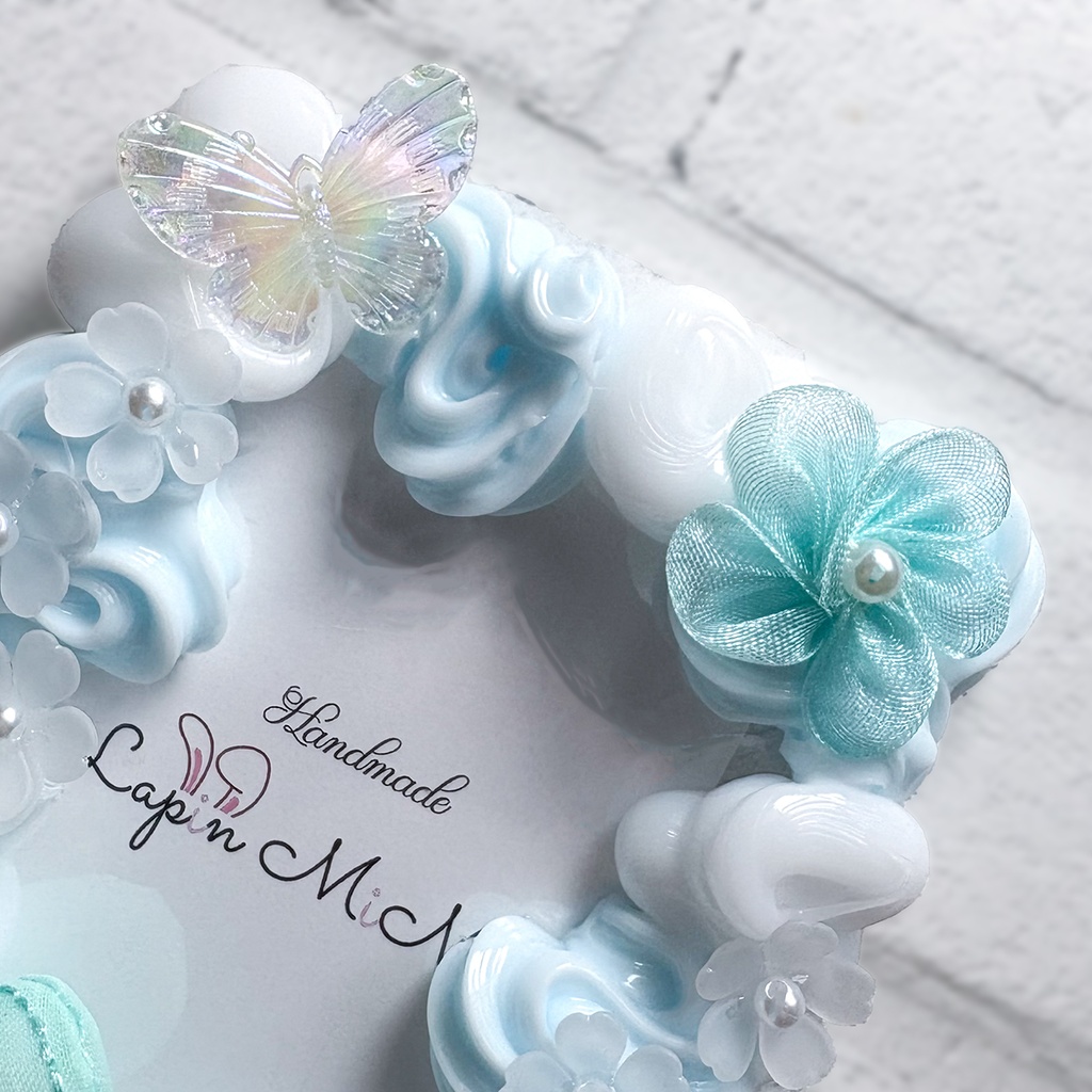 水色×白 クリア ホイップデコ 硬質トレカケース B8 シフォン 花 蝶 上品 きれいめ カード ケース