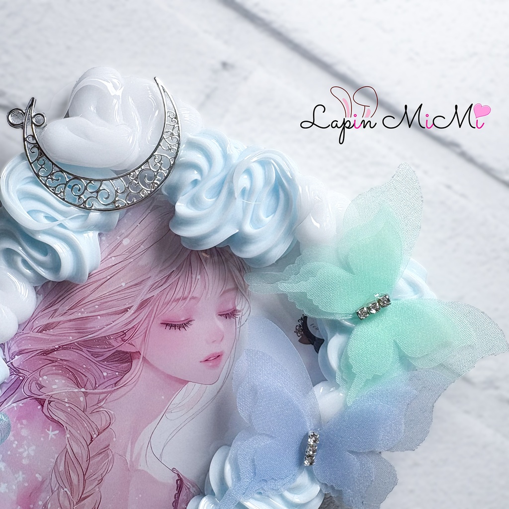 【B7】水色×白 ホイップデコ 硬質トレカケース 大判 L版 ハガキ ポストカード シルバー 月 シフォン 花 蝶 カード ケース