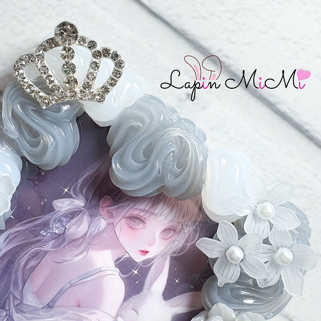 【B7】グレー×クリア ホイップデコ 硬質トレカケース 大判 L版 ハガキ ポストカード シルバー ティアラ 花 蝶 カード ケース