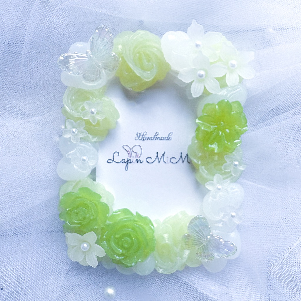 5色展開 クリア ホイップデコ 硬質トレカケース B8 白 花 蝶 薔薇 上品 きれいめ カード ケース