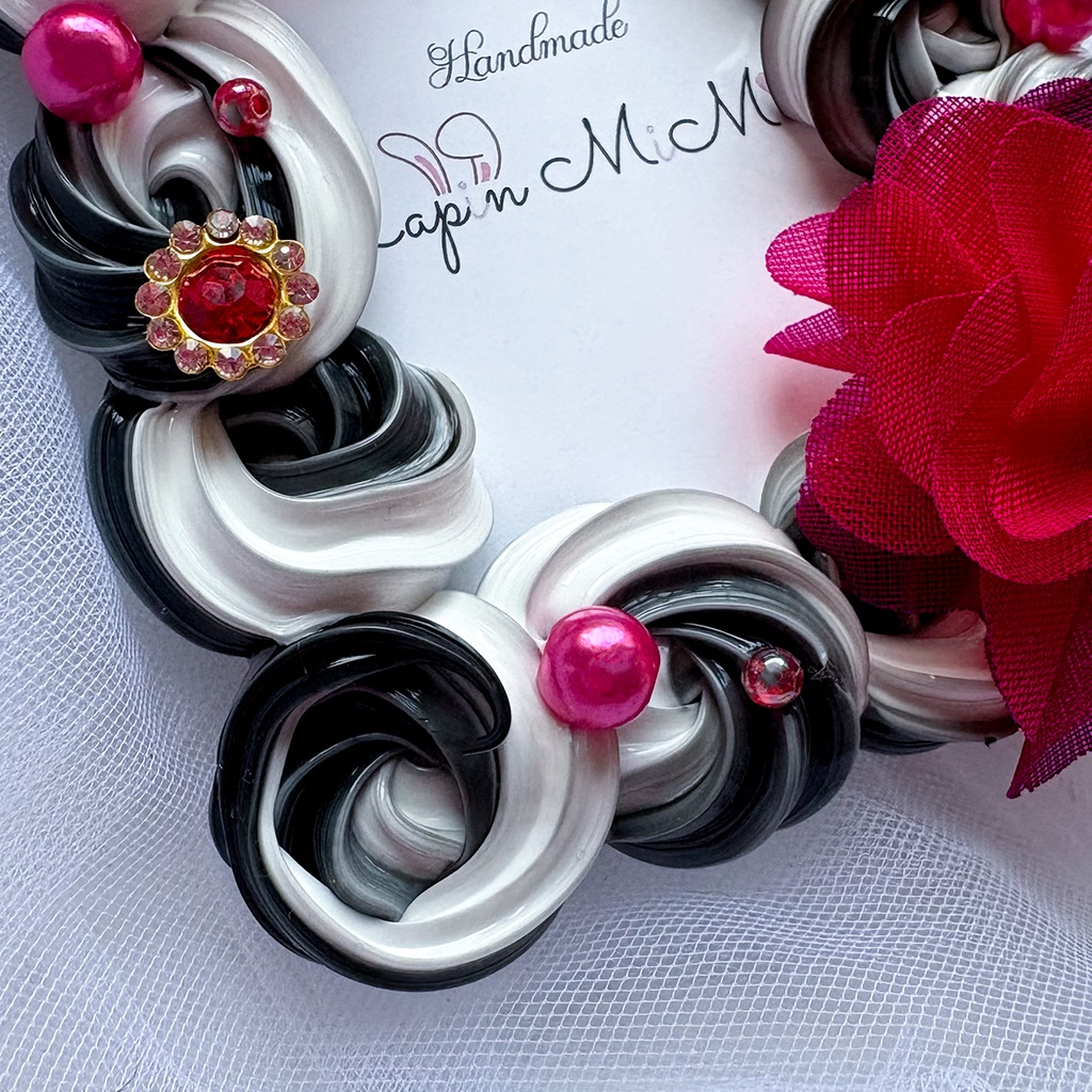 黒 白 ツートン ホイップデコ 硬質トレカケース B8 赤 シフォン 花 ゴシック カード ケース