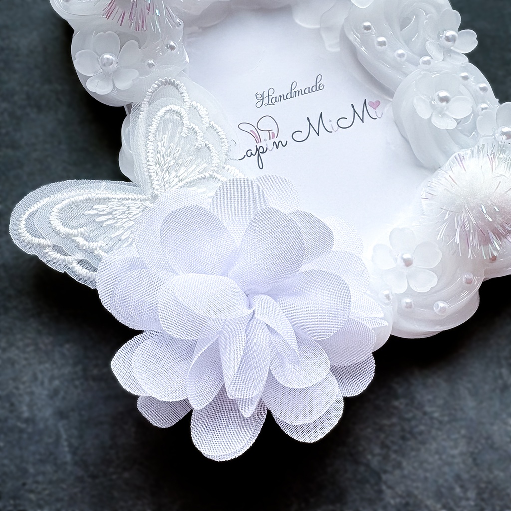 白 クリア ホイップデコ 硬質トレカケース B8 刺繍 レース 蝶 ぽんぽん 姫 プリンセス 花 チェキ カード ケース