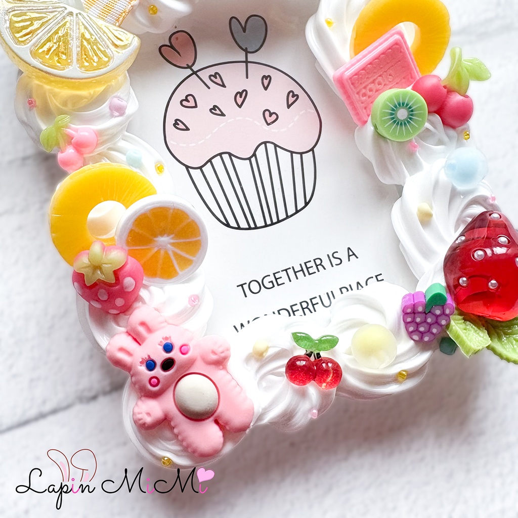 白 ホイップデコ 硬質トレカケース キーホルダー オレンジ チェック リボン ケーキ風 フルーツ カード キーホルダー バッグチャーム ケース