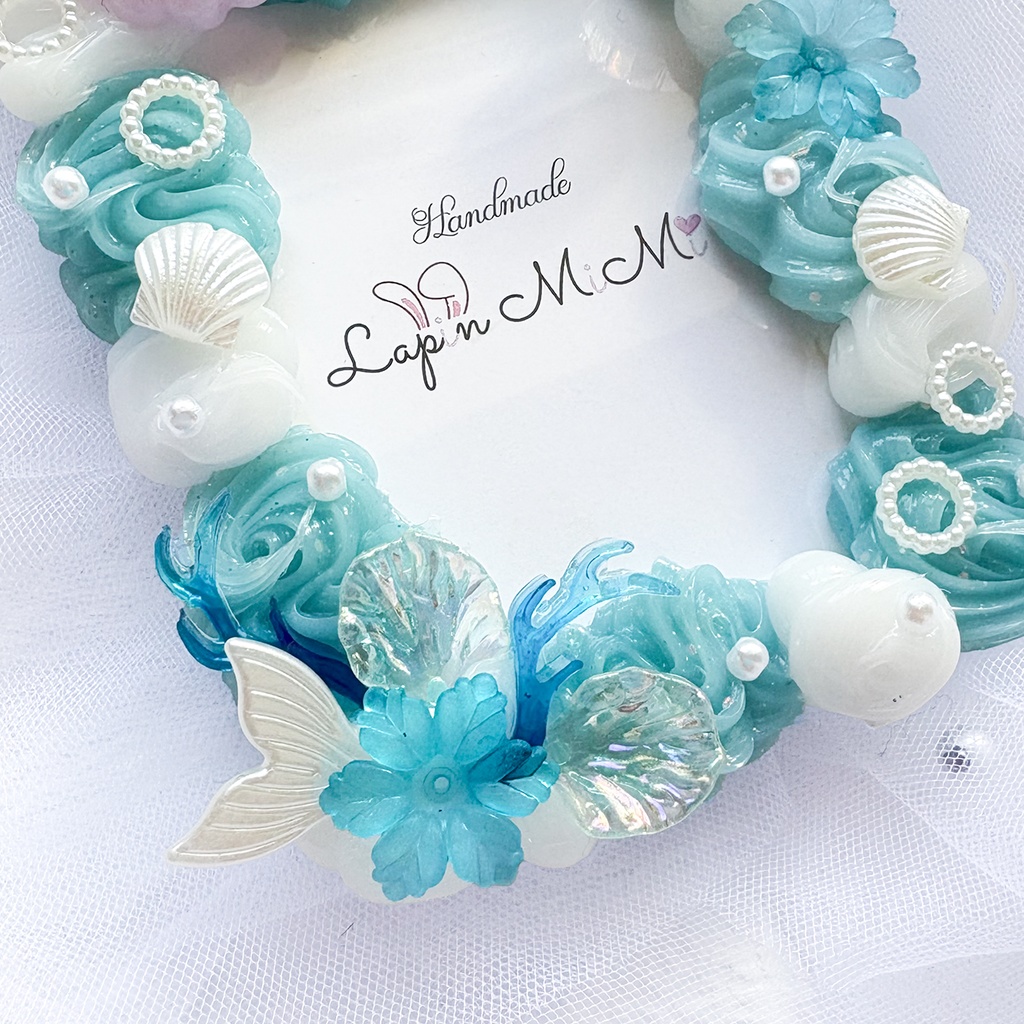 白 くすみブルー クリア ホイップデコ 硬質トレカケース B8 海 人魚 貝 珊瑚 上品 きれいめ カード ケース