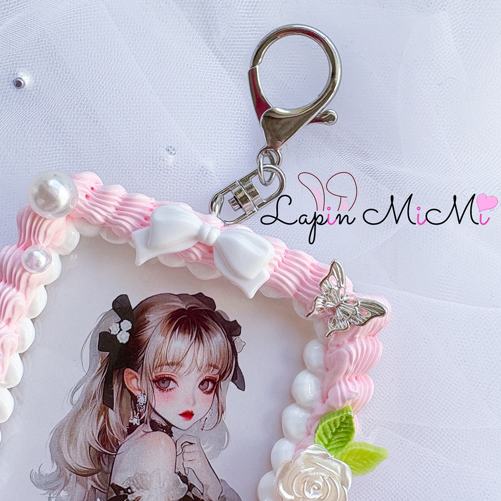 白 ピンク ホイップデコ 硬質トレカケース キーホルダー リボン 薔薇 姫かわ カード キーホルダー バッグチャーム ケース