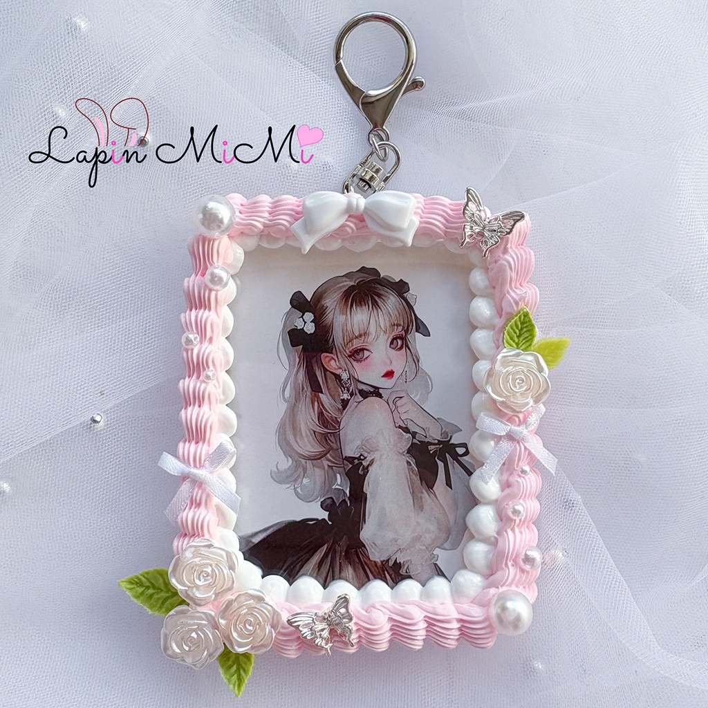 白 ピンク ホイップデコ 硬質トレカケース キーホルダー リボン 薔薇 姫かわ カード キーホルダー バッグチャーム ケース