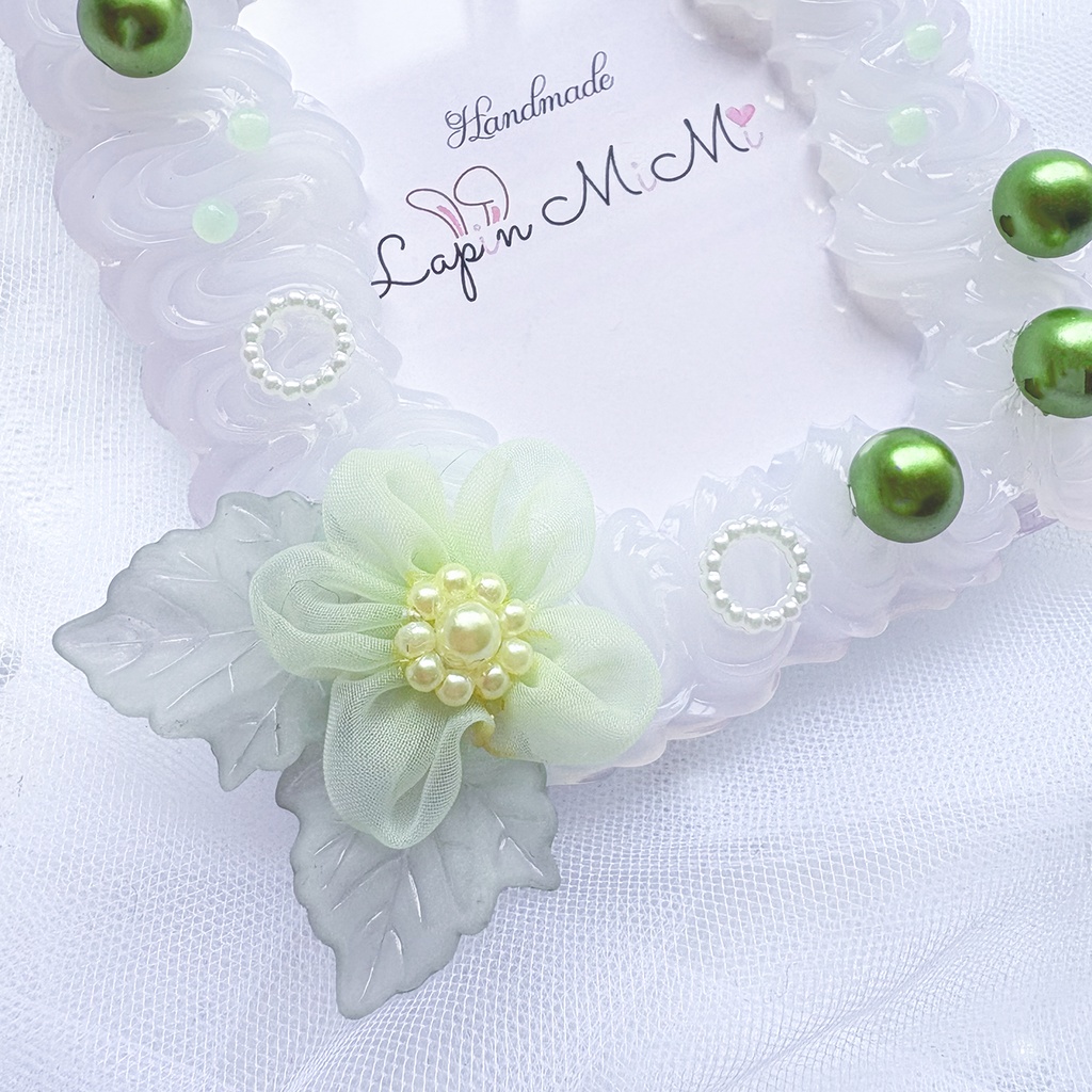 【4カラー展開】クリア ホイップデコ 硬質トレカケース B8 ふんわり オーガンジー 花 ビーズ 大人可愛い カード ケース