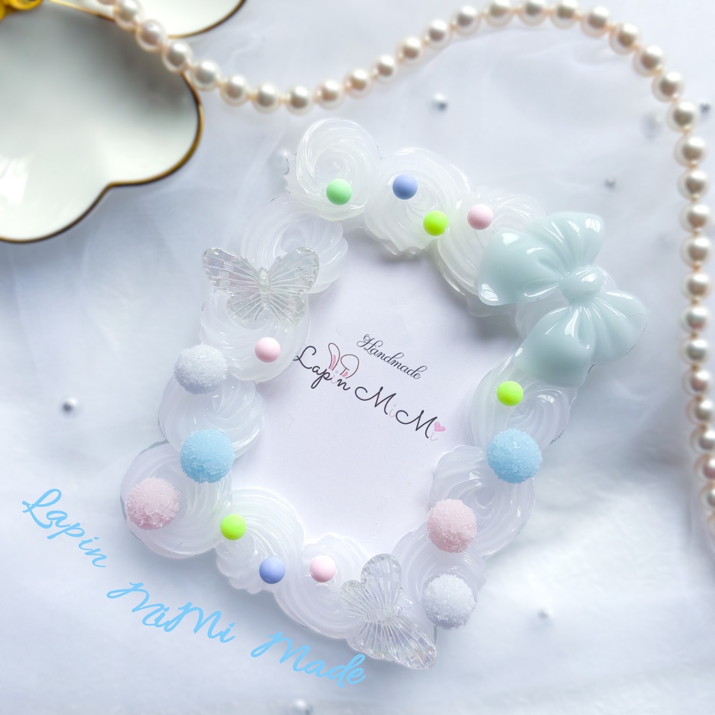 クリア ホイップデコ 硬質トレカケース B8 くすみブルー リボン ポップ ゆめかわ カラフルビーズ カード ケース