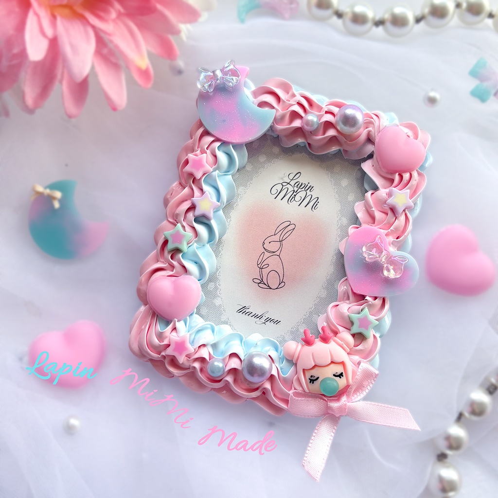 ピンク 水色 うねうね ホイップデコ 硬質トレカケース B8 女の子 リボン ゆめかわ カラー 月 ハート かわいい カード ケース