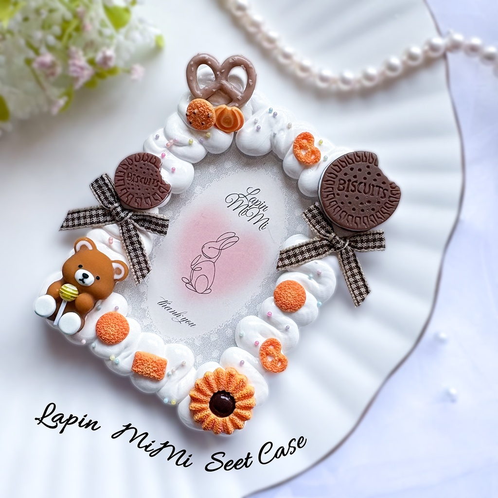 白 ホイップデコ 硬質トレカケース B8 くま チェック リボン クッキー お菓子 カード ケース 茶