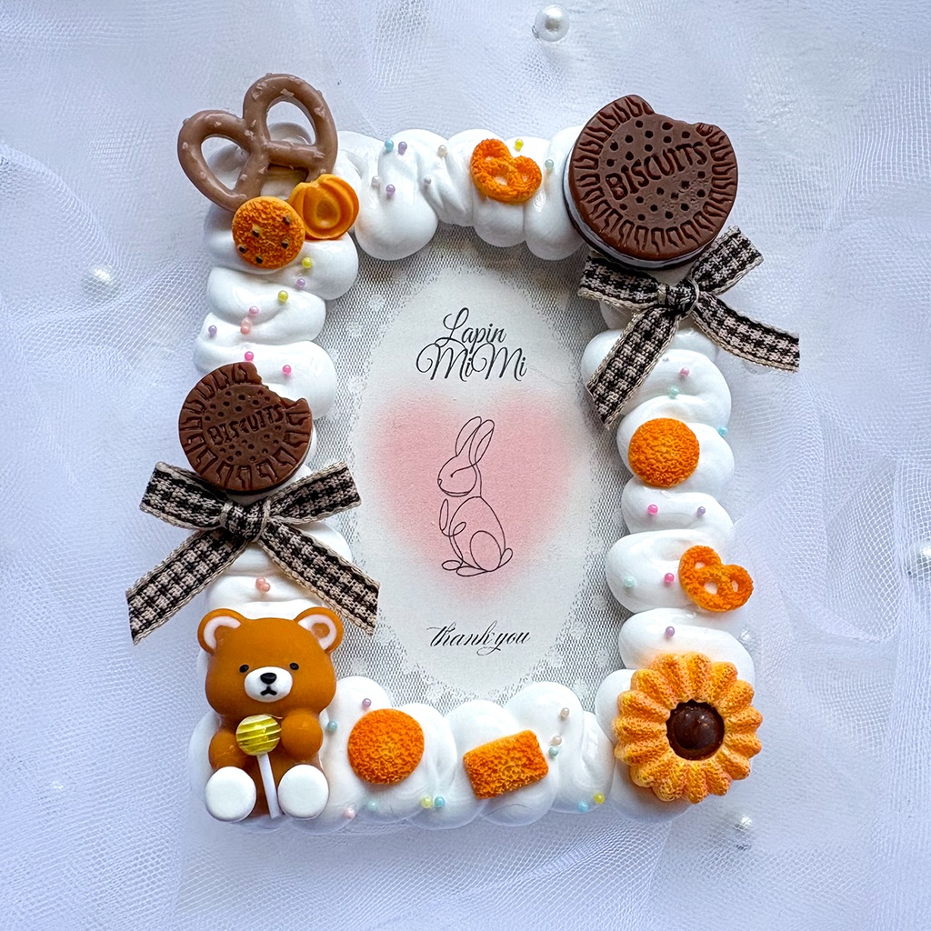 白 ホイップデコ 硬質トレカケース B8 くま チェック リボン クッキー お菓子 カード ケース 茶