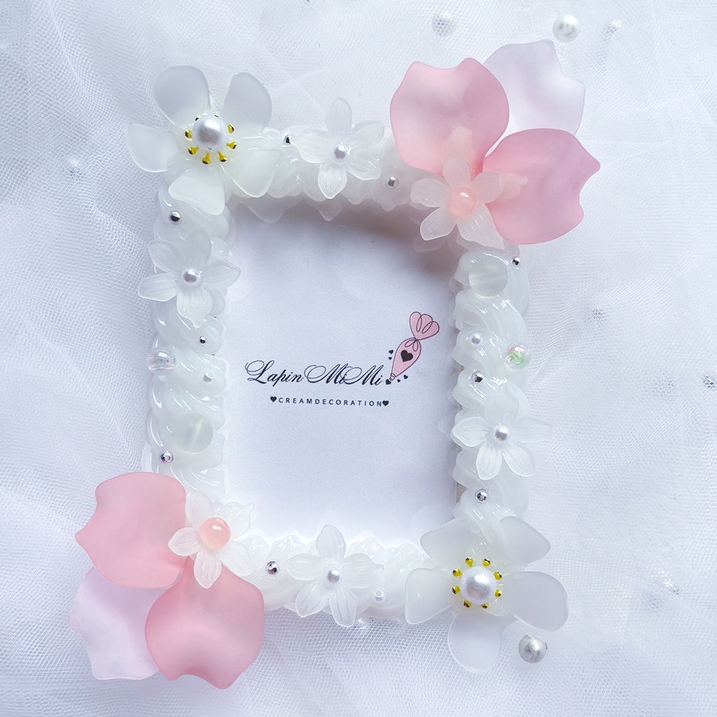 クリア ホイップデコ ブルーグレー 春 お花 桜 マット ホワイト 硬質トレカケース チェキ きれいめ カード ケース