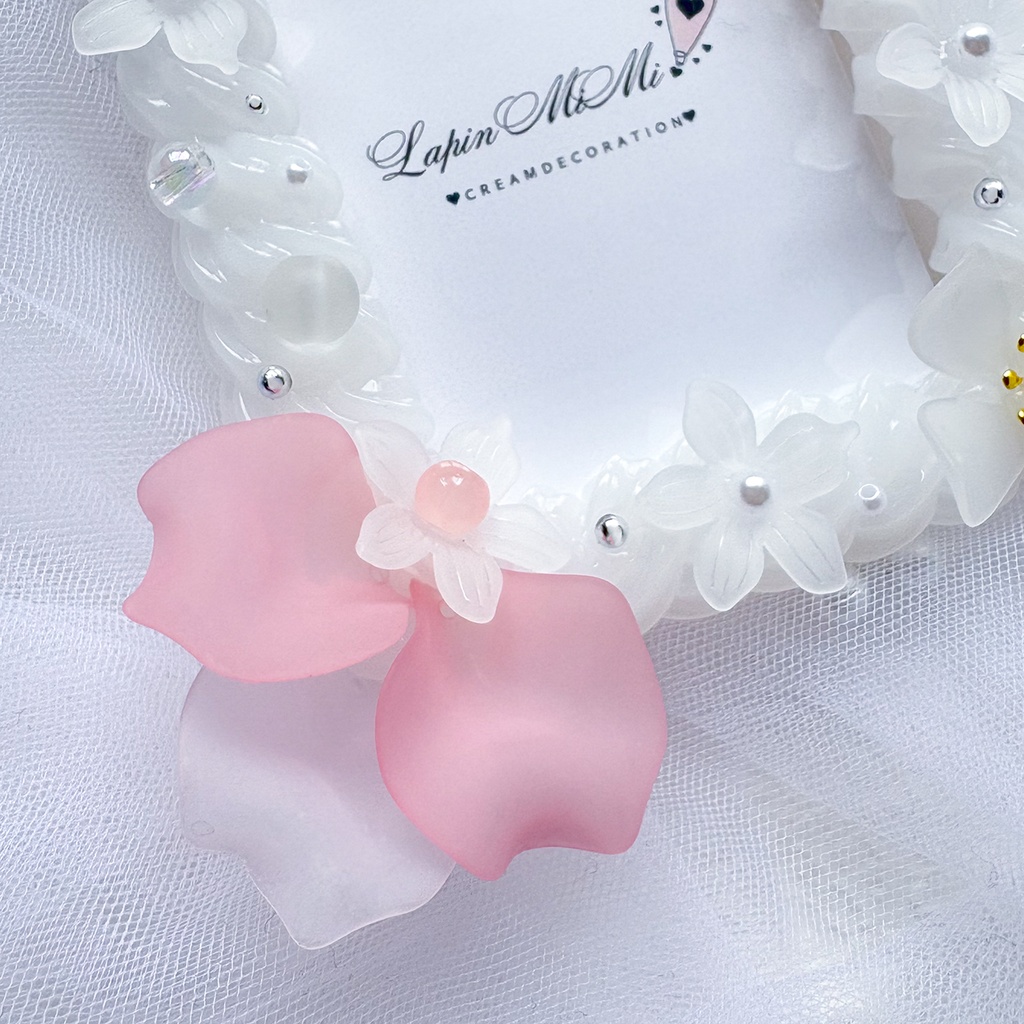 クリア ホイップデコ ブルーグレー 春 お花 桜 マット ホワイト 硬質トレカケース チェキ きれいめ カード ケース