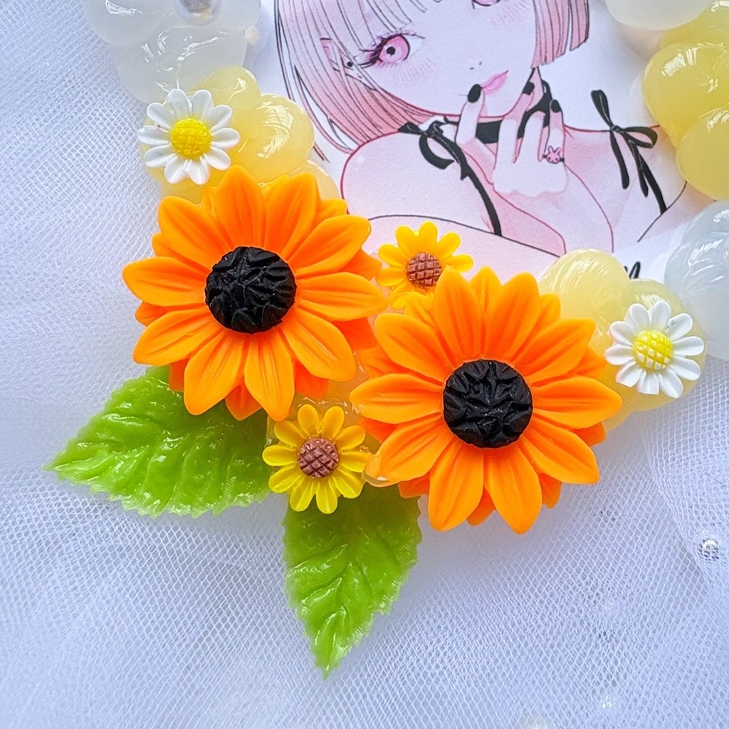 クリア 黄色 ホイップデコ 硬質トレカケース B8 ひまわり 花 蝶 夏 きれいめ カード ケース