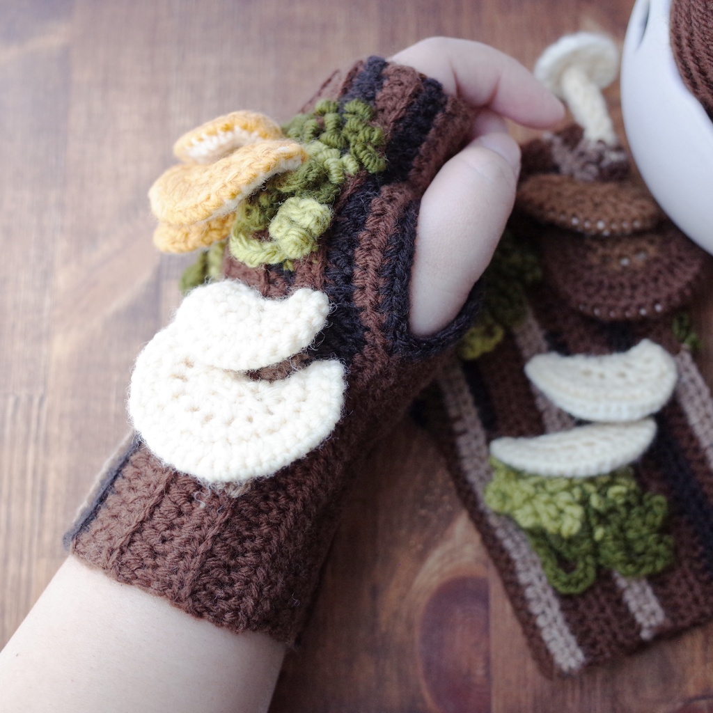 【リーゼの庭】原木キノコなハンドウォーマー