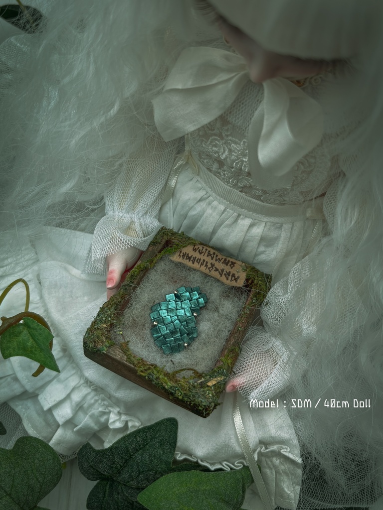 【リーゼの庭】ドラゴンの鱗の小さな標本