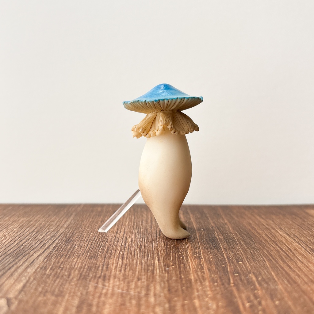 【リーゼの庭】立っちゃった木ノ小人|Nameko Blue