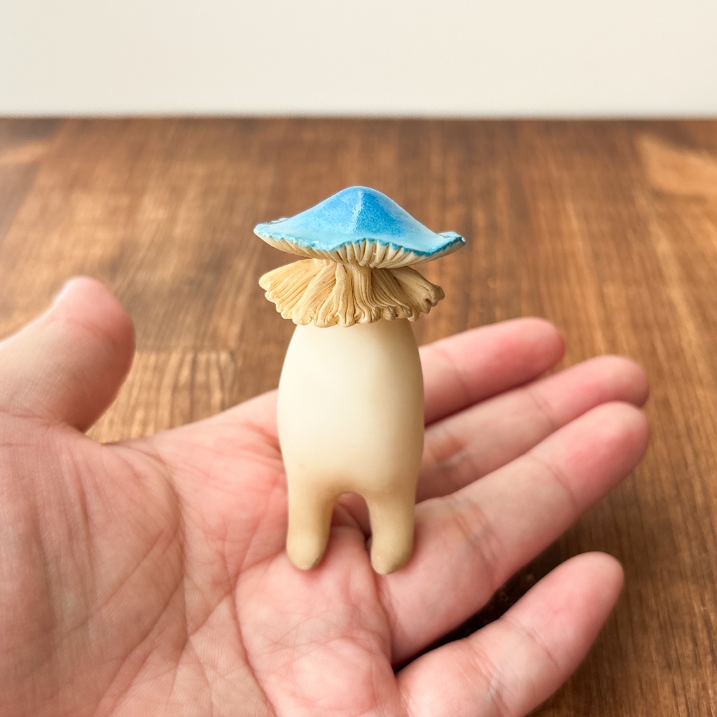 【リーゼの庭】立っちゃった木ノ小人|Nameko Blue