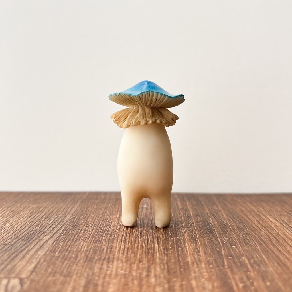 【リーゼの庭】立っちゃった木ノ小人|Nameko Blue