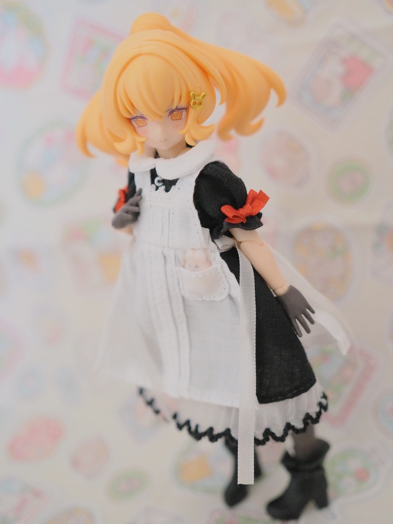 うさといっしょエプロンドレス