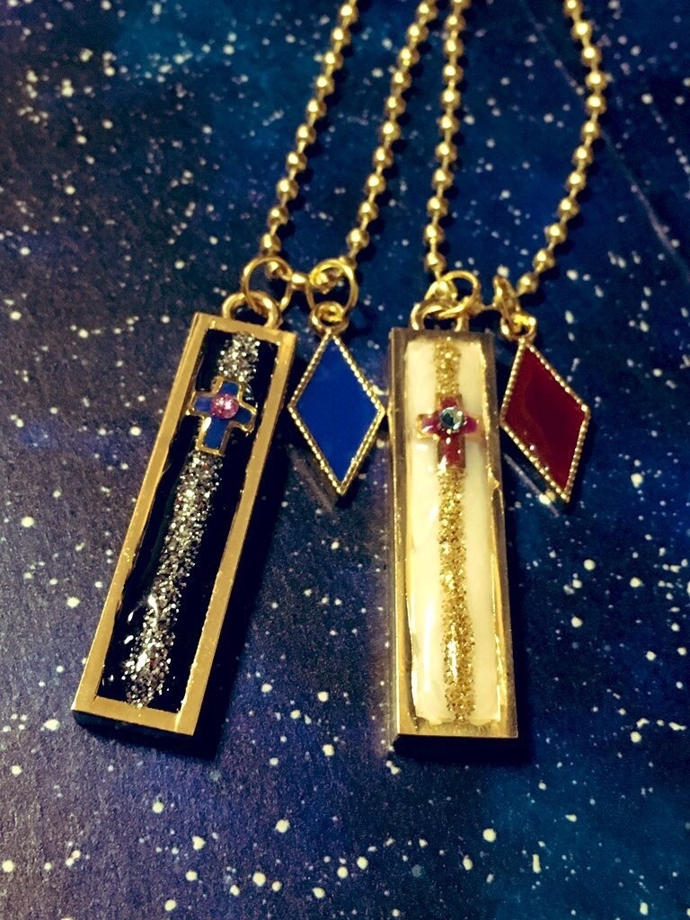 限定1個 白黒無常 神の眷属イメージレジンキーホルダー Prismicol Booth