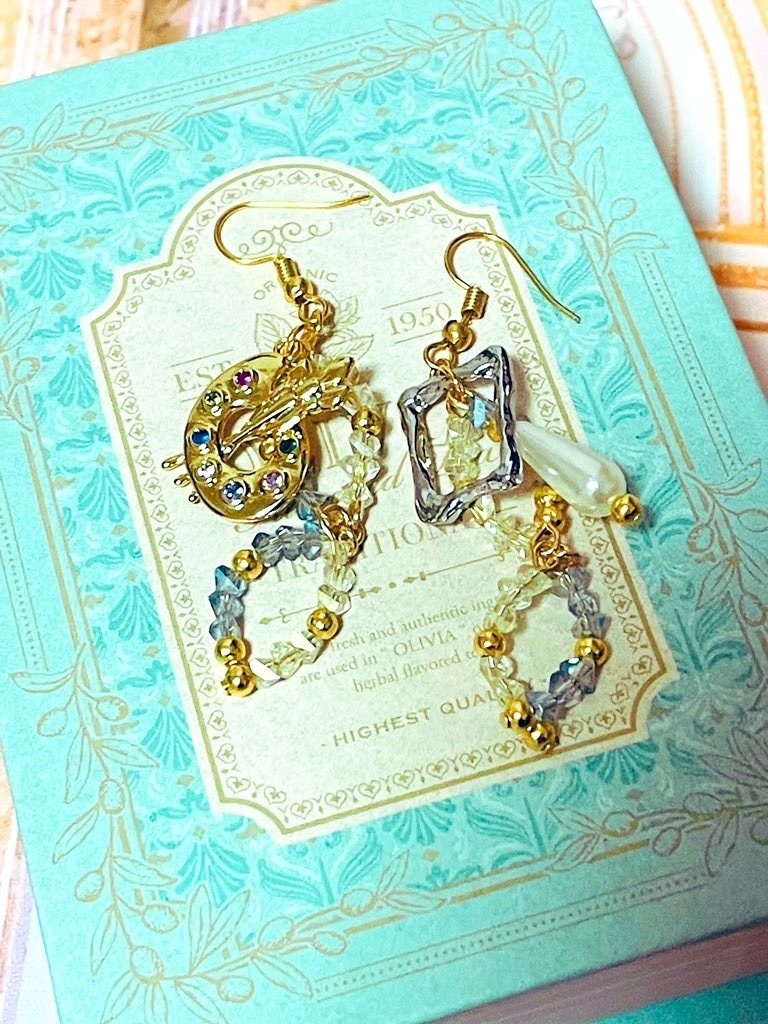 画家 エドガー 「黄金比」イメージイヤリング・ピアス