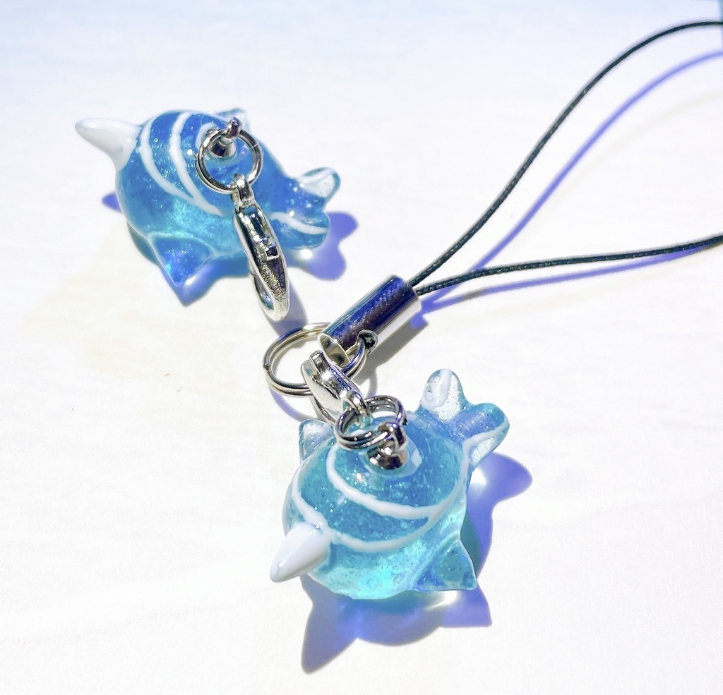 空鯨baby チャームにもなるストラップ