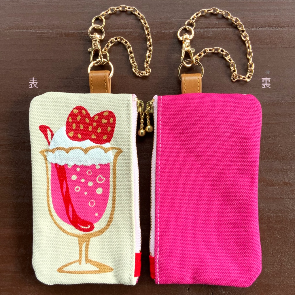 【送料無料】ストロベリークリームソーダ チャームつきミニミニポーチ