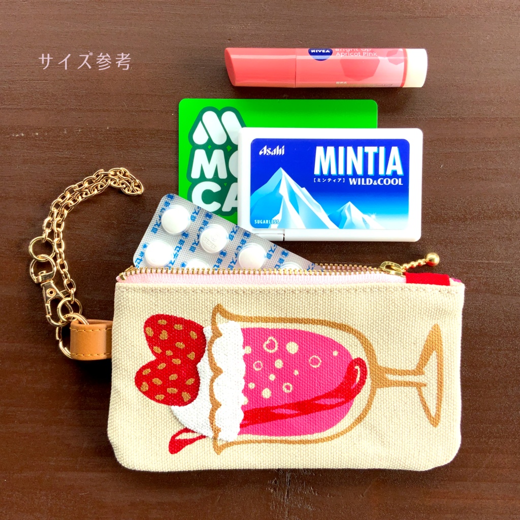 【送料無料】ストロベリークリームソーダ チャームつきミニミニポーチ