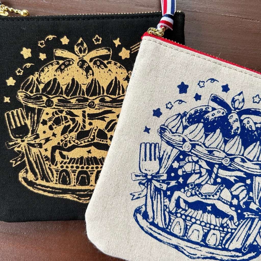 【送料無料】回転木馬ケーキ柄ポーチ