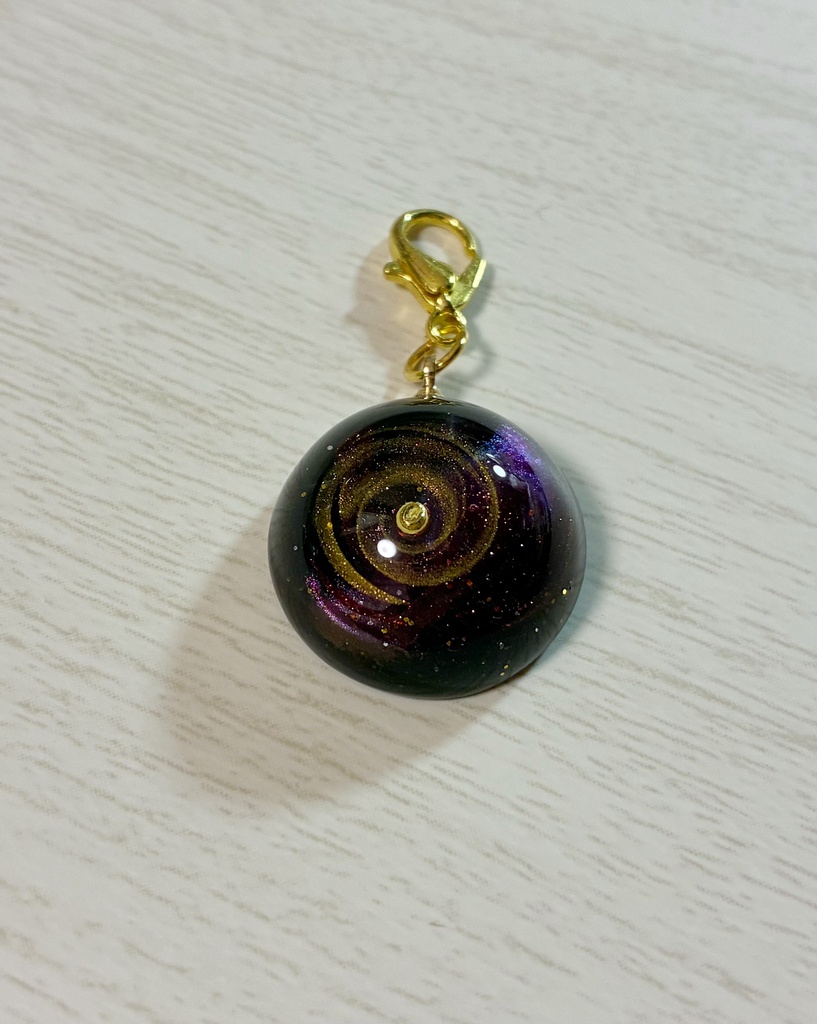 宙のチャームつき覇王十代・暗黒使徒ヨハンアクリルキーホルダー