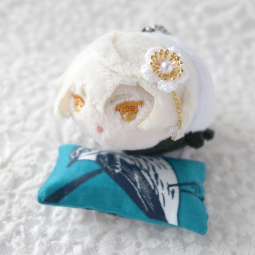 髪飾り　梅の花ミニ　白