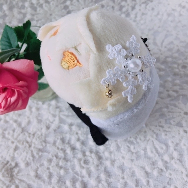 髪飾り 雪の結晶 花芯(シルバー)