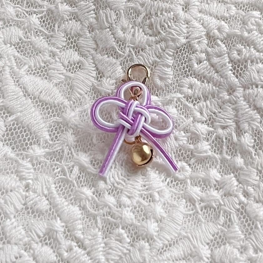 水引チャーム 薄紫 叶結び