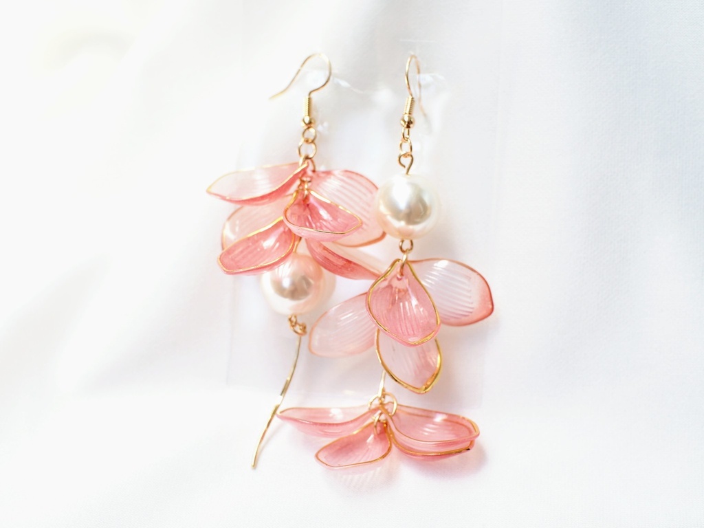 vltイメージ花びらイヤーアクセサリー