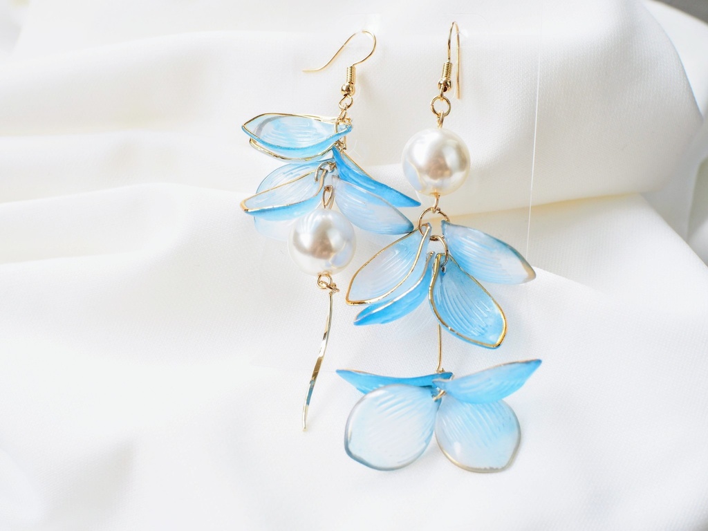 vltイメージ花びらイヤーアクセサリー