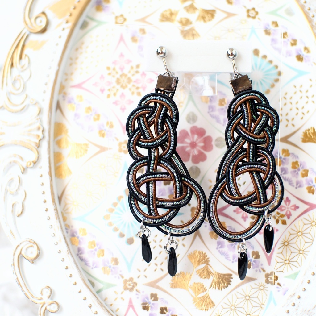 🥷🥚キャライメージ水引イヤーアクセ