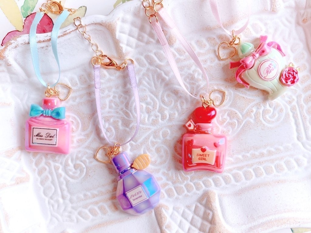 香水ポシェット