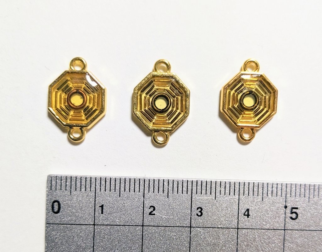 ハンドメイド 八卦風レジンチャーム 3個セット