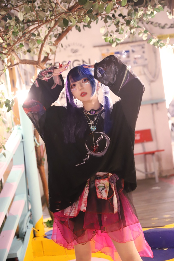 【vega.5th写真集 Fearless or Notと同時購入のみ注文可】ランダムチェキ3枚(全6種)【2セット購入でコンプリート確約 / 本編未収録写真】