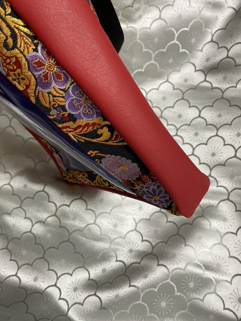 刀剣乱舞 大俱利伽羅イメージ 金襴ミニ痛バッグ 双騎出陣