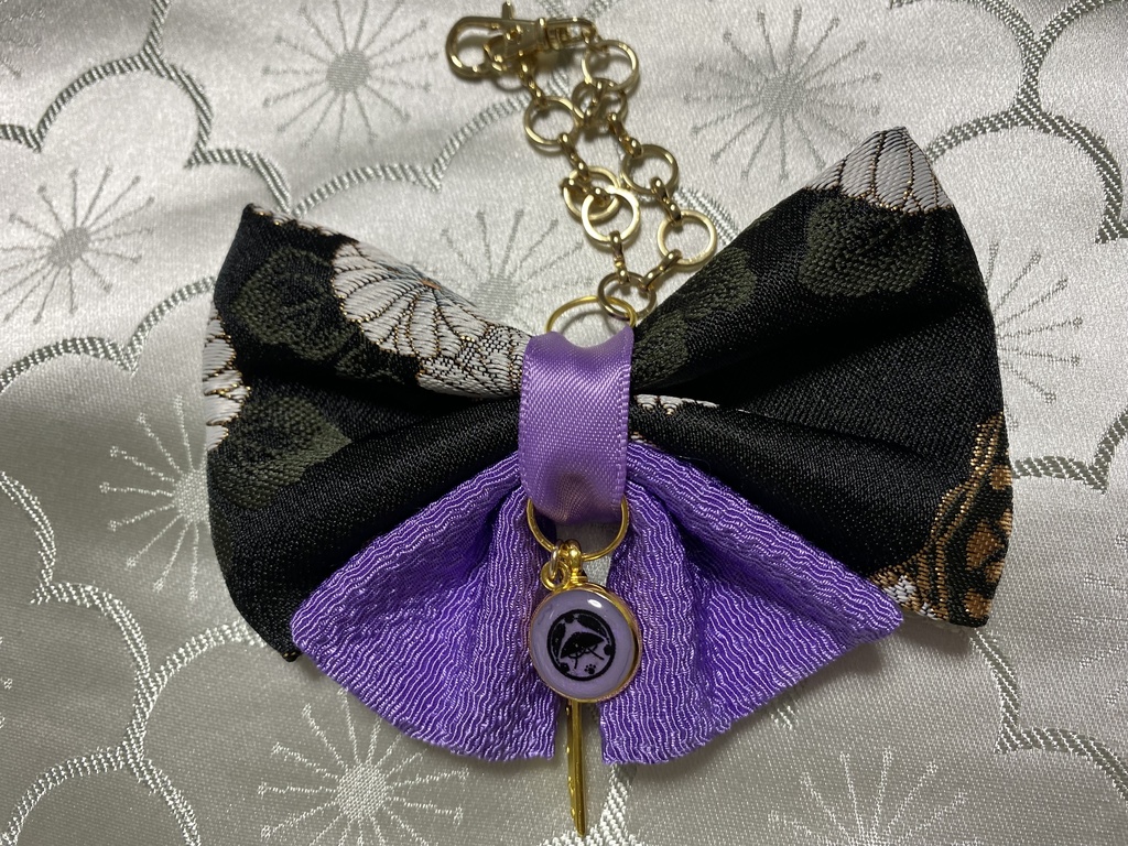 刀剣乱舞 金襴リボンバッグチャーム 東京心覚 紋&刀チャーム付き