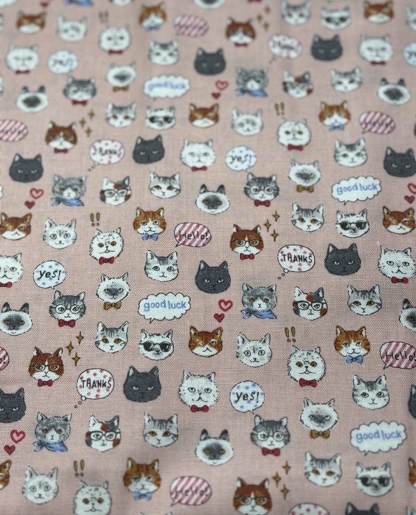 もちもちマスコットポーチ うすピンク×可愛い柄