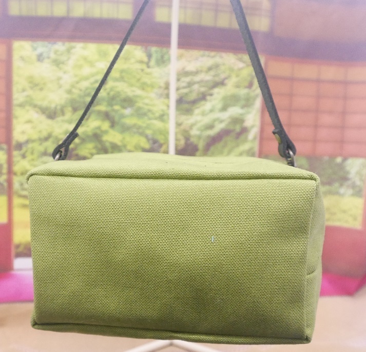 もちもちマスコットポーチ グリーンティ×和柄