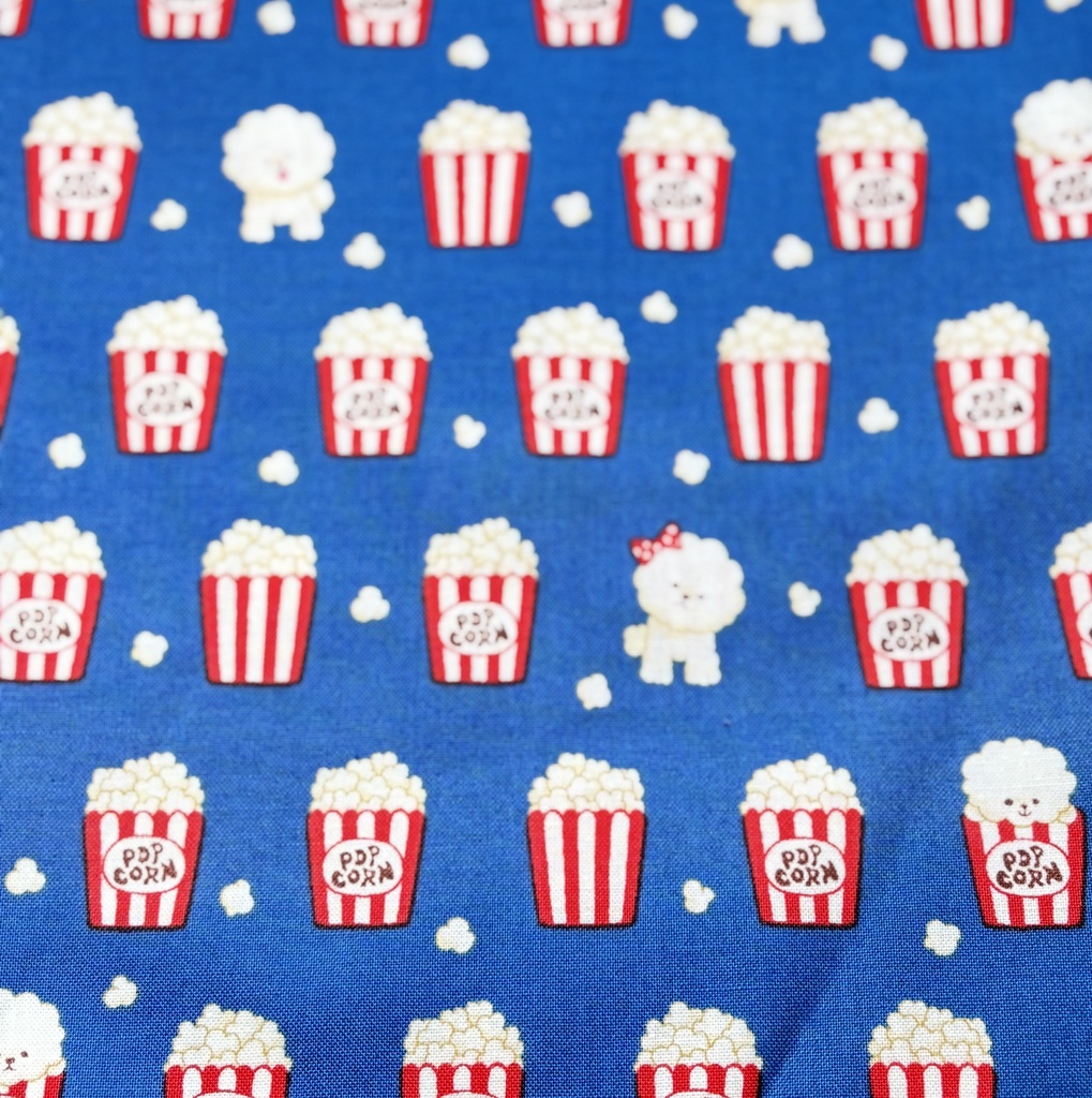 もちもちマスコットポーチ ブルー×ポップな柄