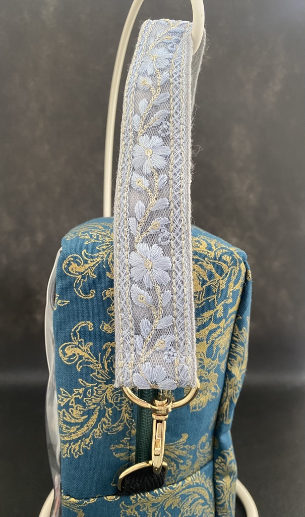 ぬいぐるみ用ポーチ 薔薇柄