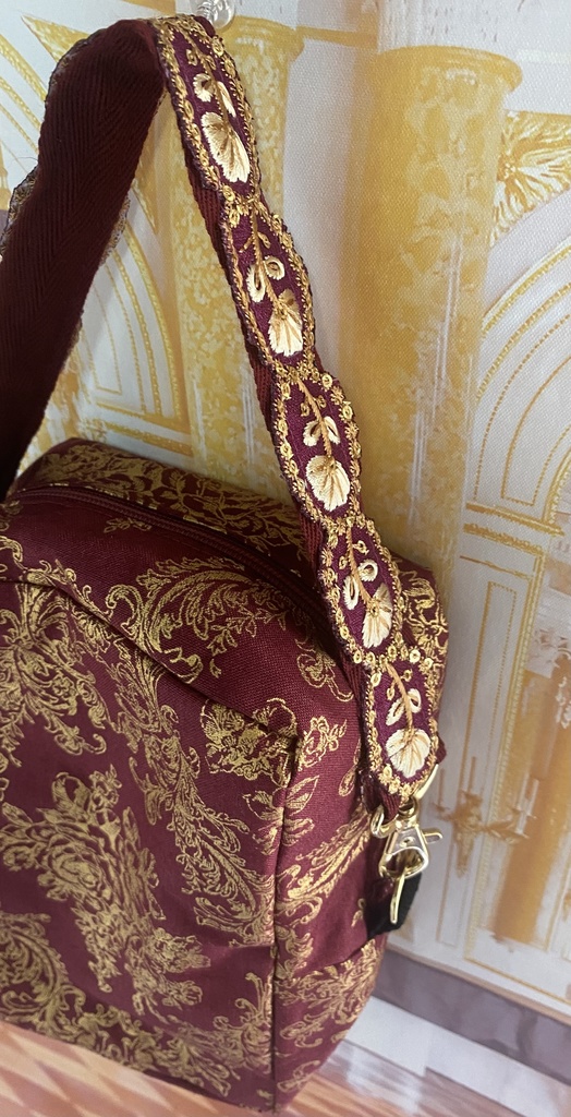 ぬいぐるみ用ポーチ 薔薇柄