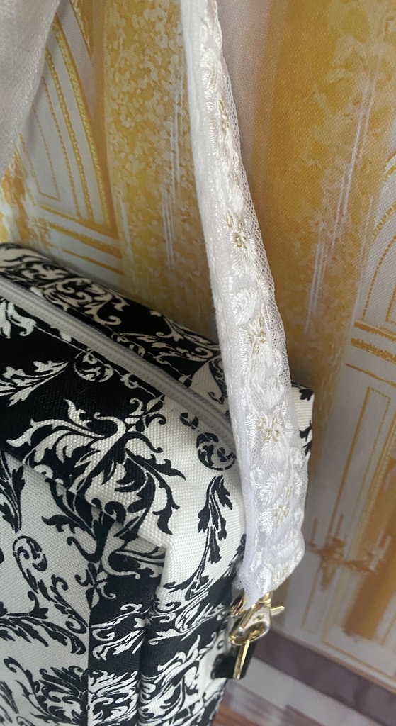 ぬいぐるみ用ポーチ バイカラーダマスク柄